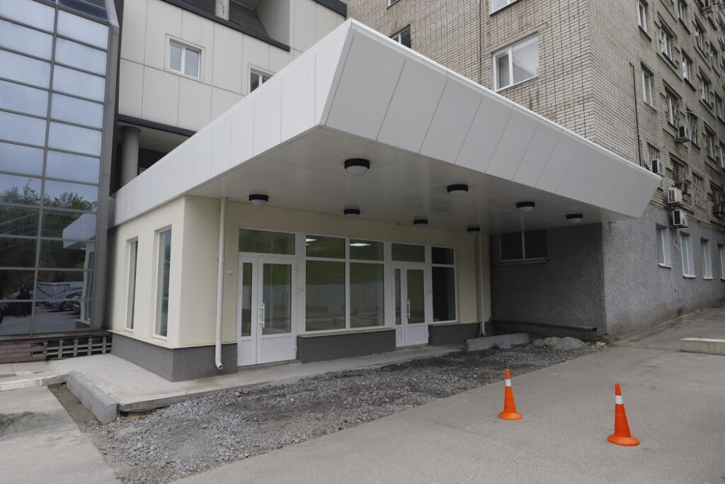 Лікарню швидкої допомоги у Дніпрі відремонтують за 20 мільйонів по дуже завищених цінах