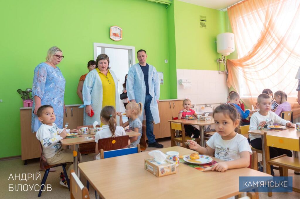 В Кам’янському у школах відновили повноцінне гаряче харчування