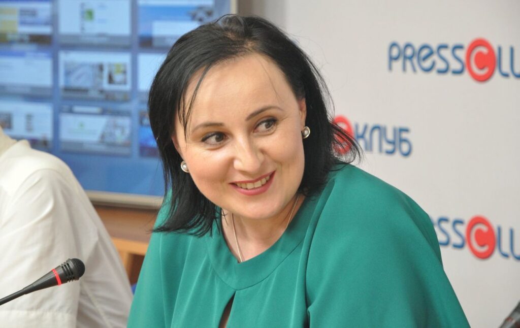 Мінсоцполітики скасувало виплати ВПО понад 140 тисячам громадян – міністерка