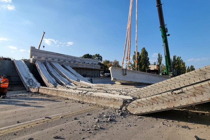 Обвал мосту в Києві компенсує компанія-підрядник, пов’язана з мером Одеси Трухановим