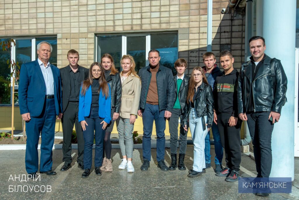 Міський голова Кам’янського зустрівся з ректором та студентами ДДТУ