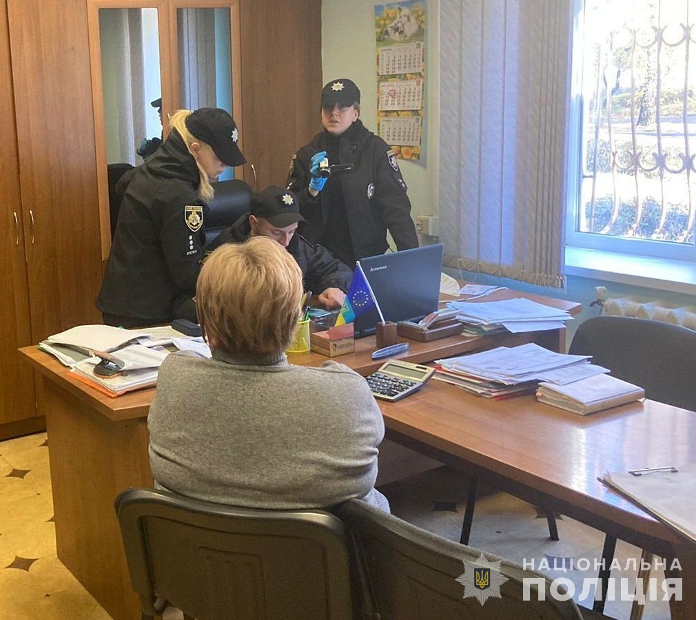 На Дніпропетровщині директорку комунального підприємства підозрюють в розтраті на мільйон