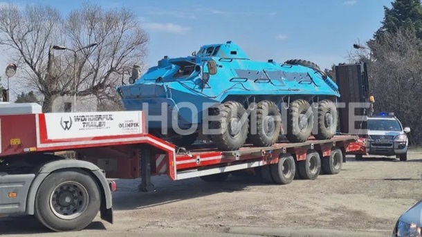 Болгария начала поставки БТР в Украину