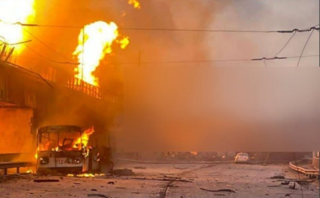 Удар по ДніпроГЕС: Україну чекає “ракетне” продовження, – британська розвідка