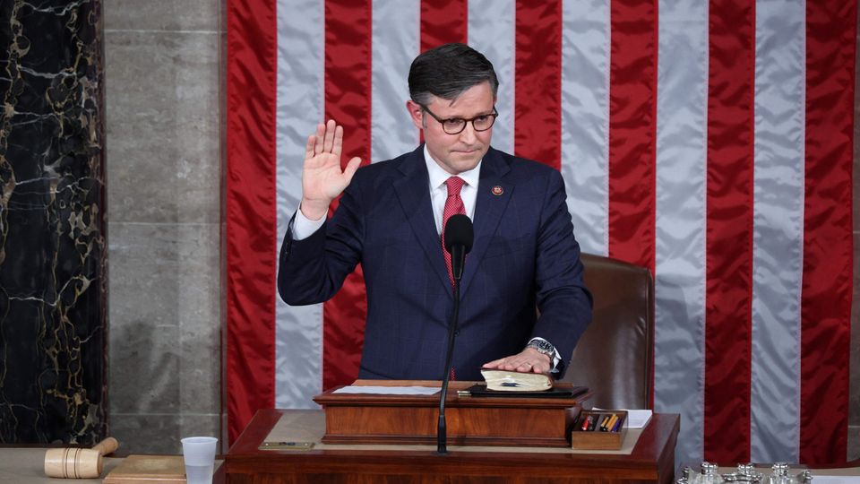 Джонсон збирається внести допомогу України на розгляд, обіцяє “важливі нововведення”