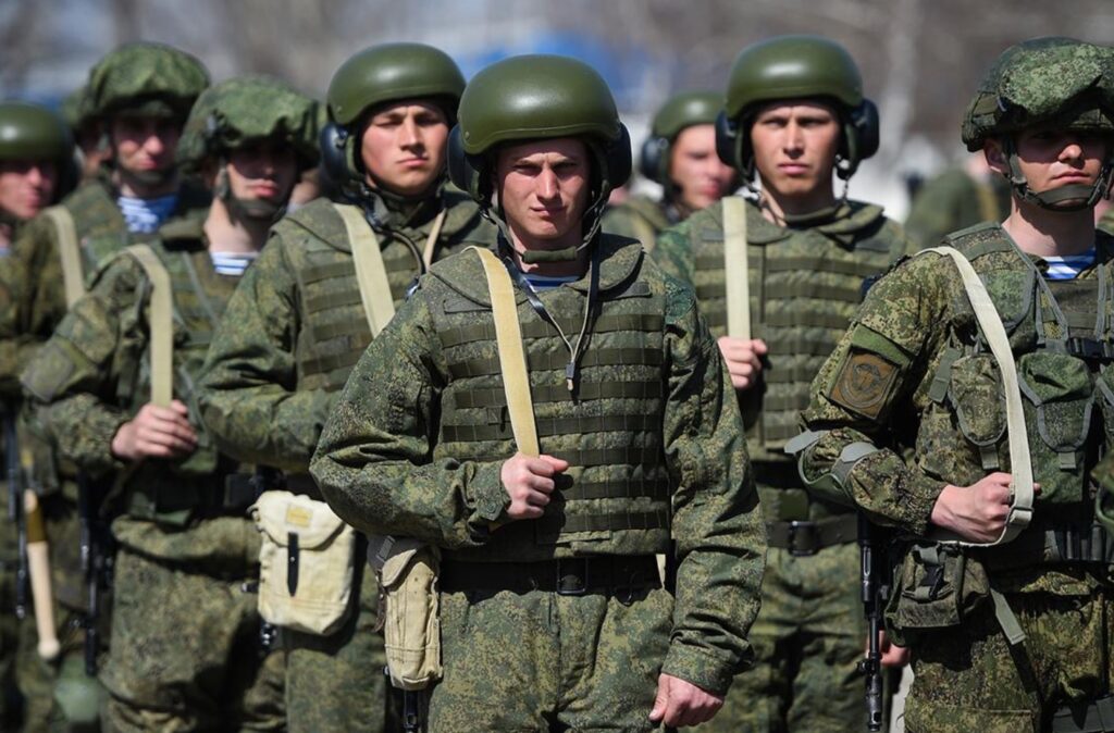 Россия перебросила тысячи солдат из Украины в Курскую область, — CNN