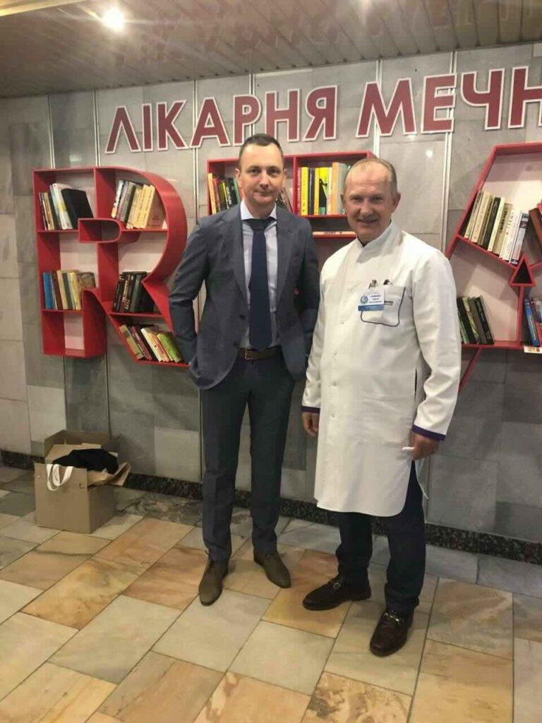 Новые форматы классических библиотек работают на Днепропетровщине, – Юрий Голик