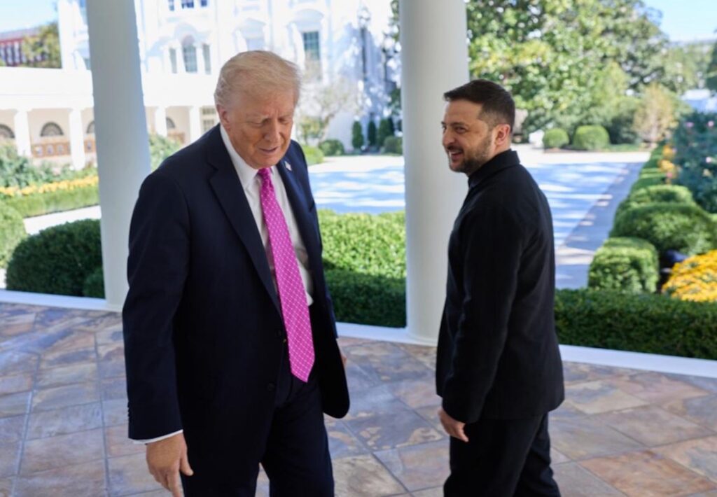 Вашингтон говорить про прорив, Київ — про три неприйнятні умови: що насправді відбувається на мирних переговорах