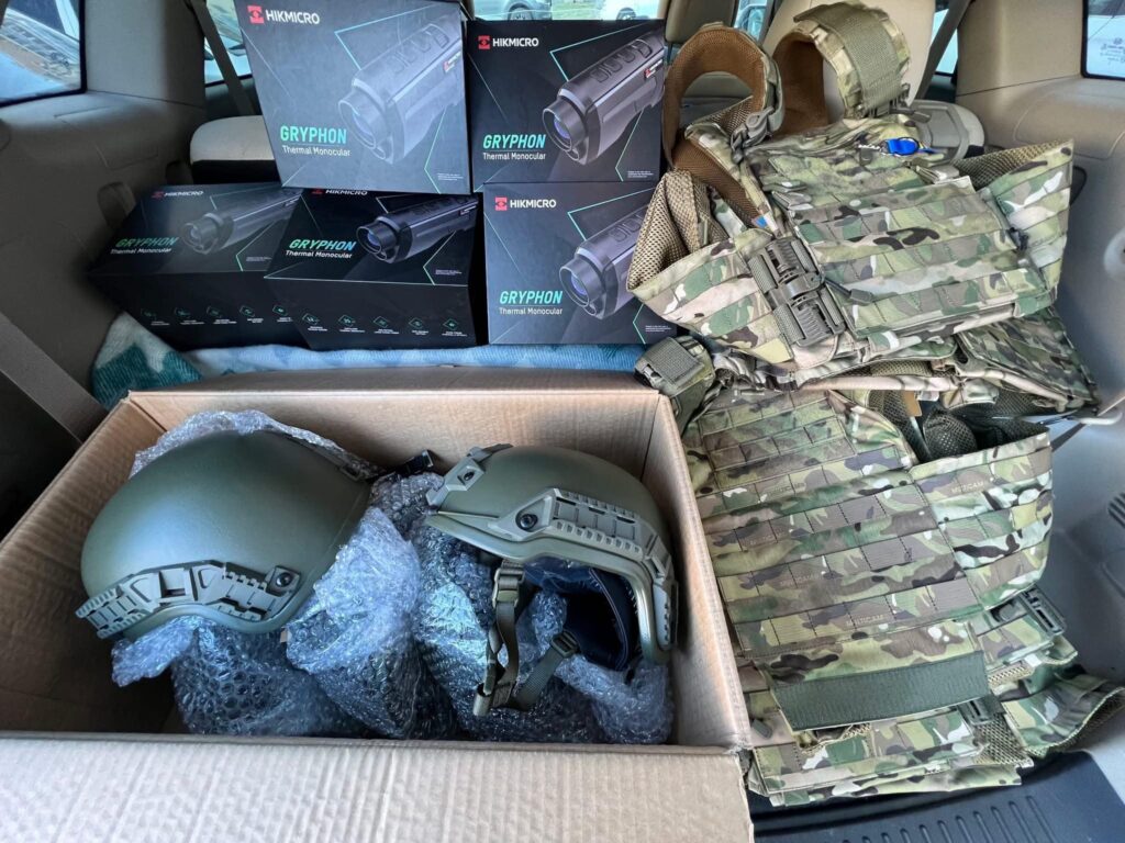 Із Днем Волонтера